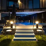 Marent 4*